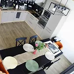 Apartament Orosz Gabor Apartmens *