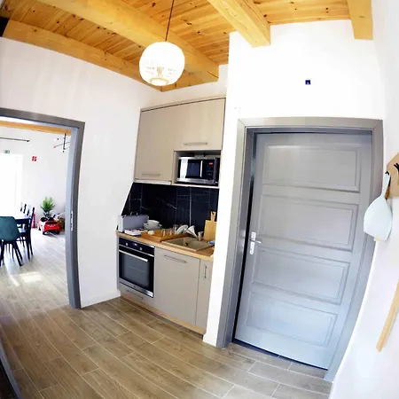 Orosz Gabor Apartmens *