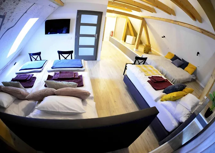 Orosz Gabor Apartmens Appartement *