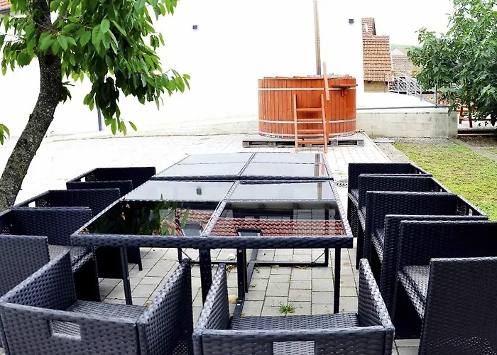 Orosz Gabor Apartmens Appartement
